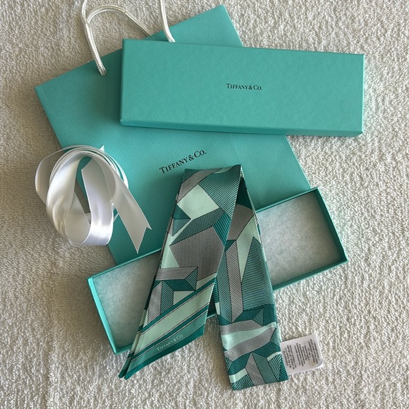 Tiffany & Co. Giant T Ribbon Scarf in Tiffany Blue